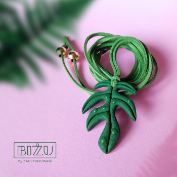 Choker rzemyk "ROSA" z liściem monstery Choker rzemyk "ROSA" z liściem monstery